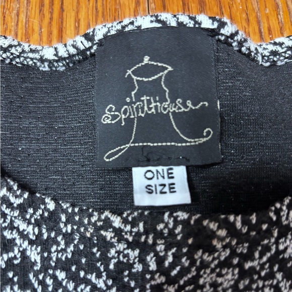 Spirit House black white  hole sweater one size M L XL Goth whimsical grunge - Picture 5 of 8